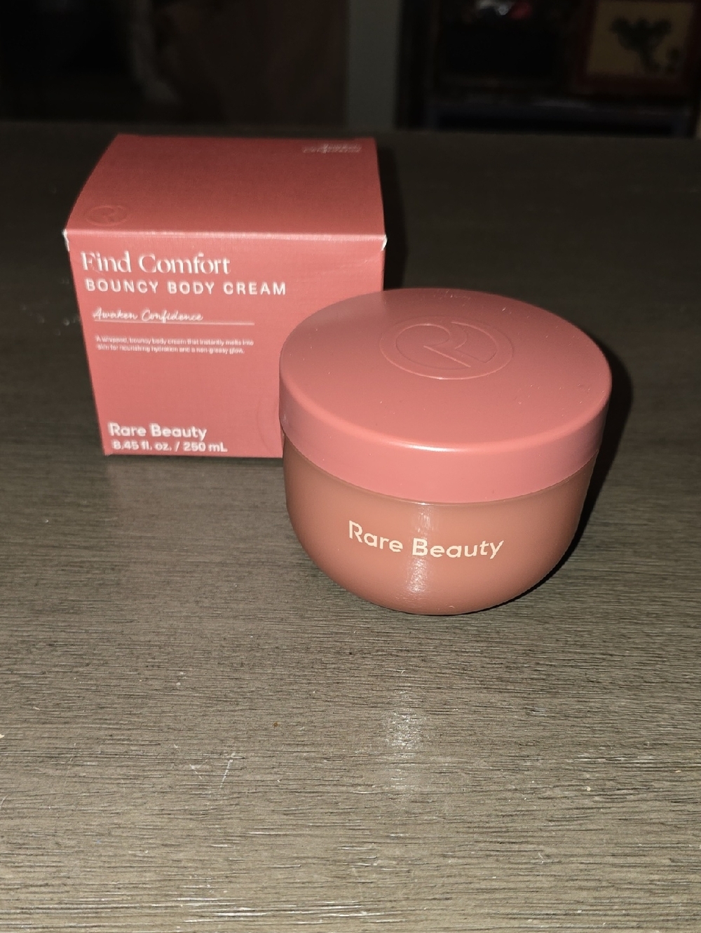 Rare Beauty Find Comfort "Awaken Confidence" Bouncy Body Cream